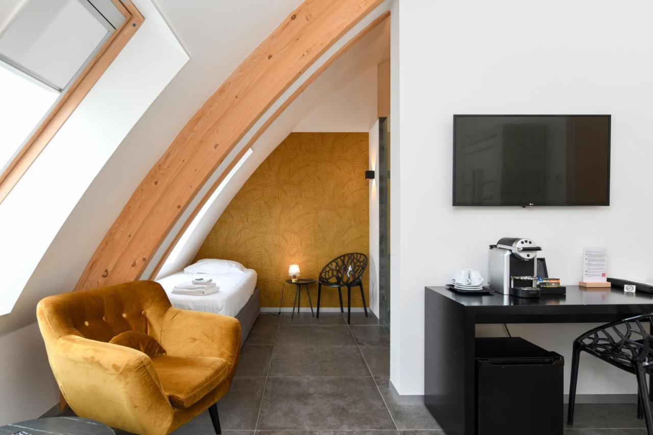 Hotel De Roode Schuur Nijkerk Extérieur photo